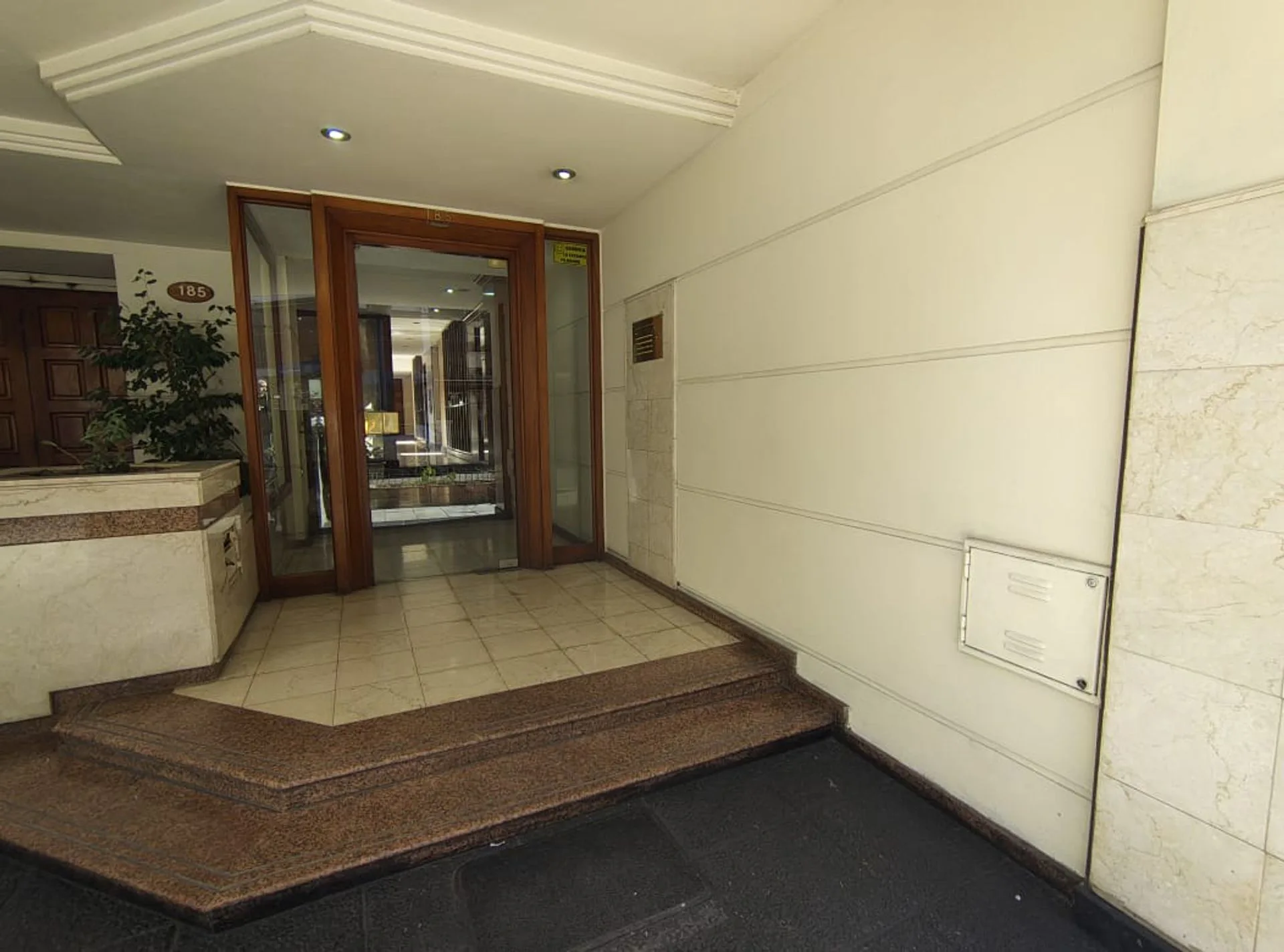 VENTA DPTO 3 AMB CON BALCON - LAS LOMITAS foto 2