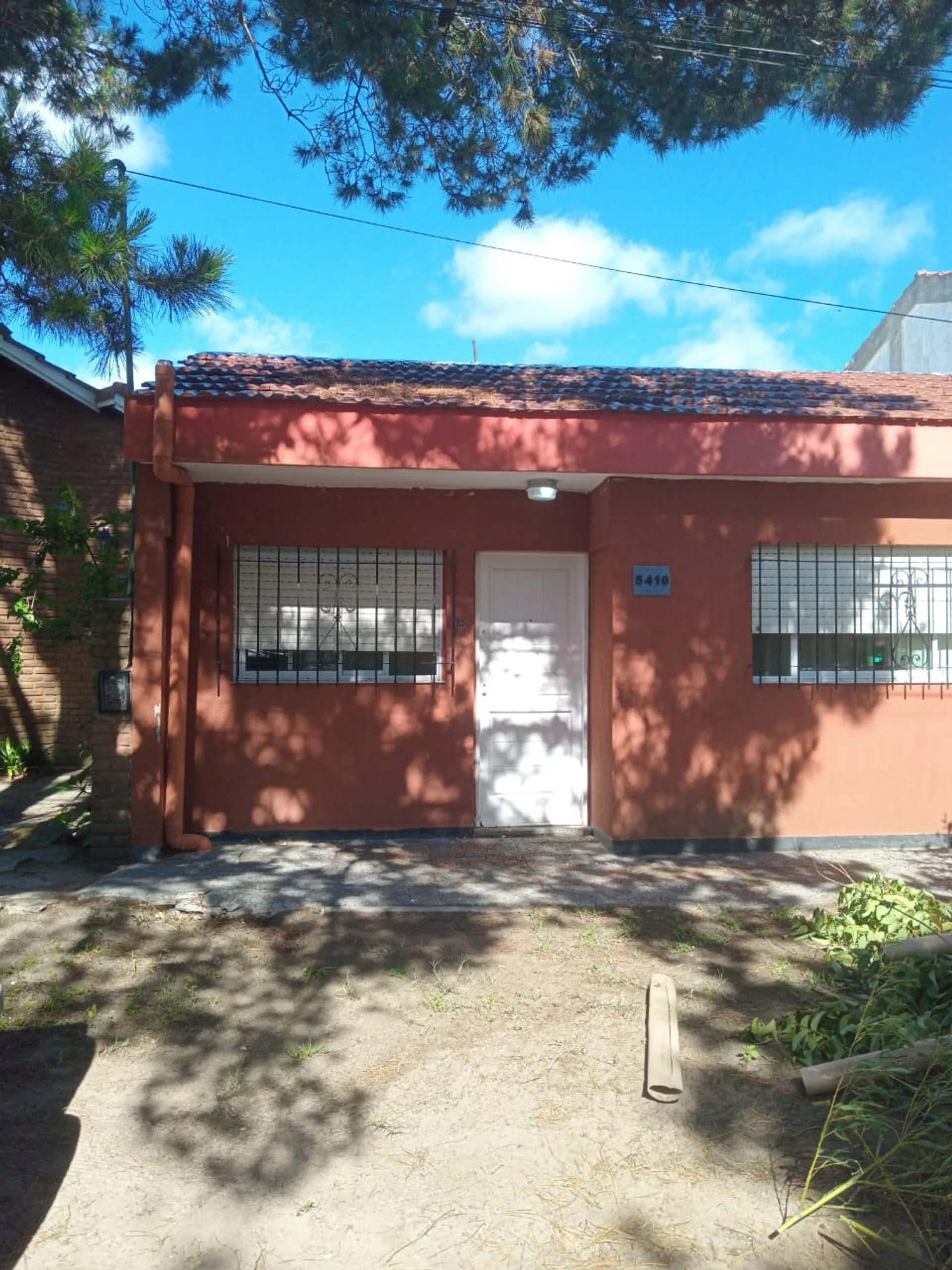 CASA VENTA EN LA LUCILA 3 AMB CON GARAGE