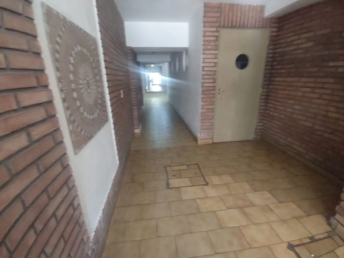 VENTA DTO 2 AMB FLORESTA C/BALCON foto 2