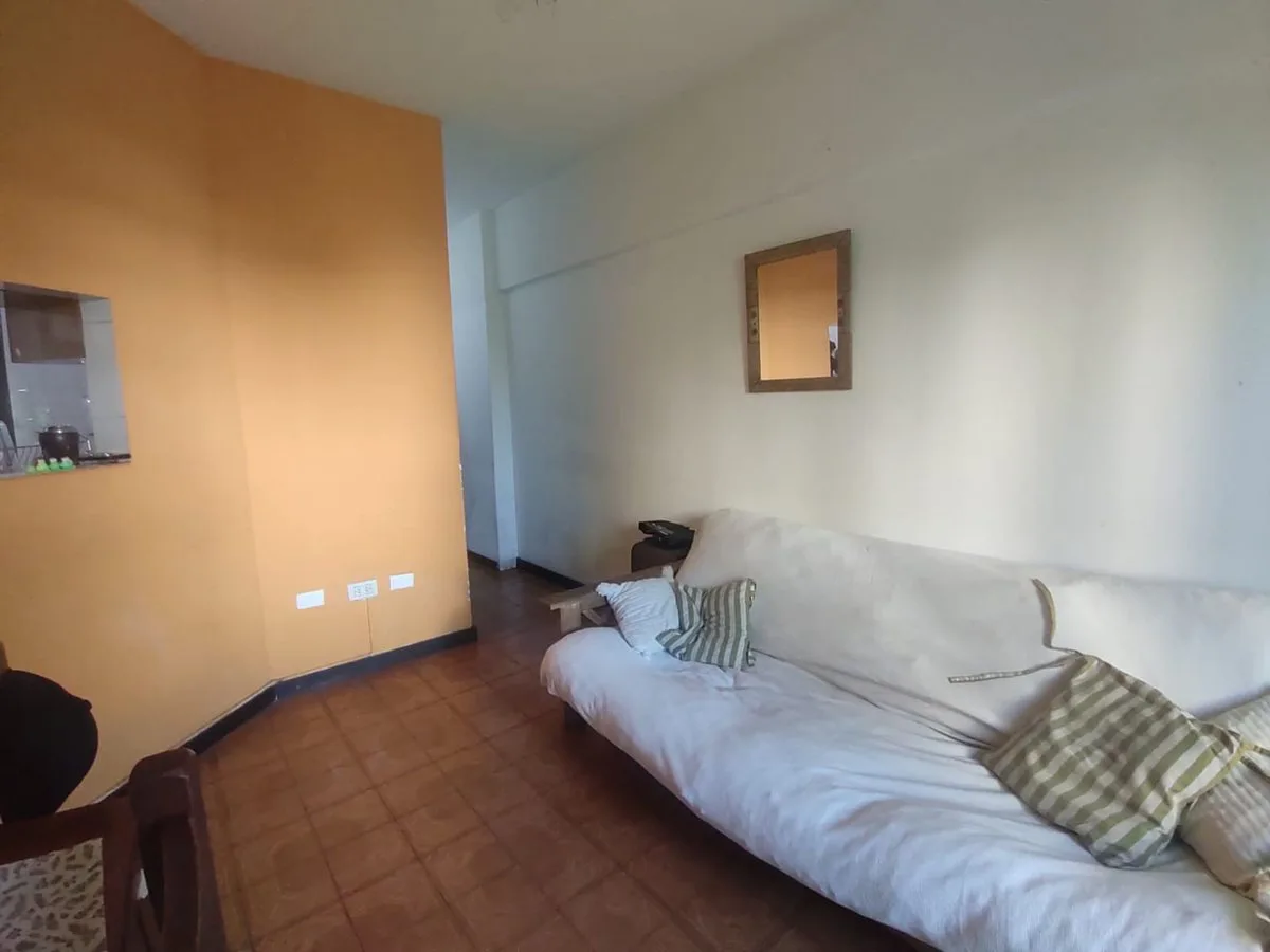 VENTA DTO 2 AMB FLORESTA C/BALCON foto 5