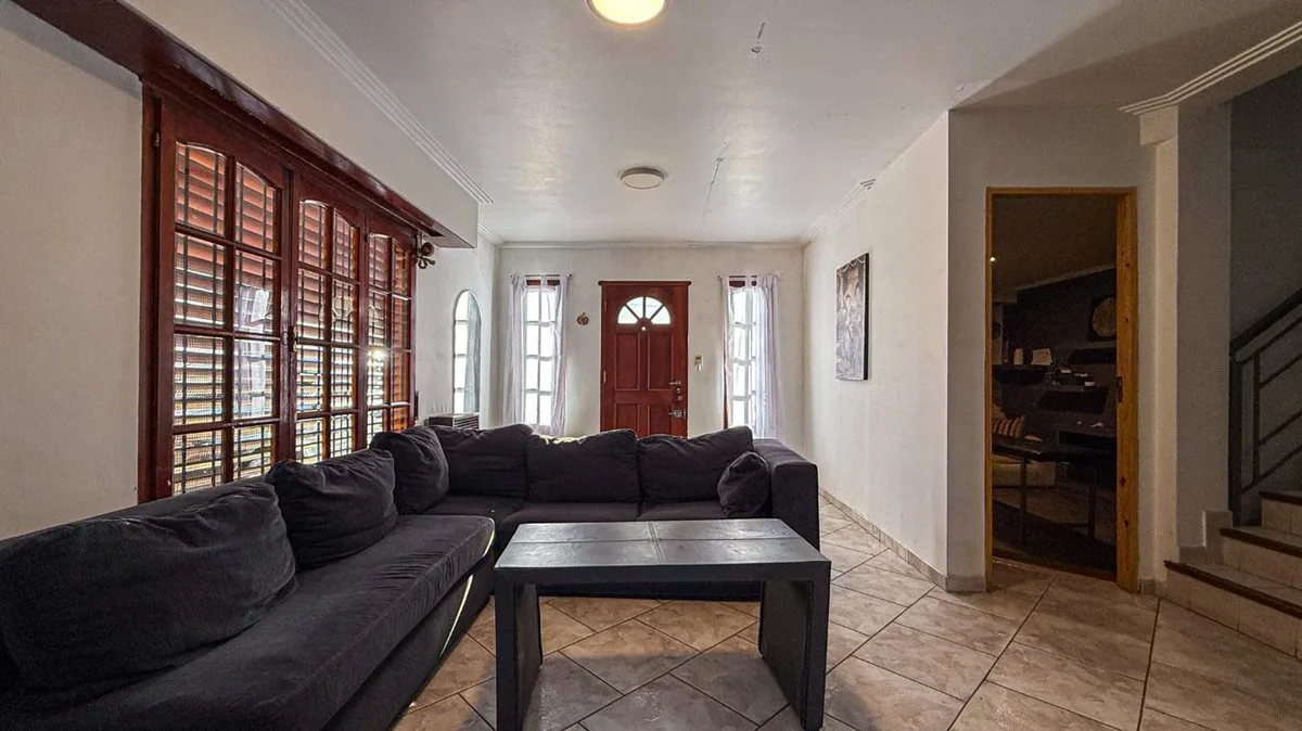 Venta Casa 5 ambientes Colinas de Peralta Ramos foto 2
