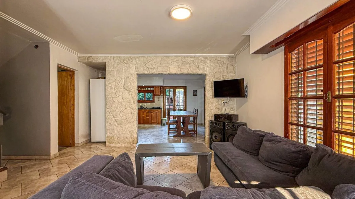 Venta Casa 5 ambientes Colinas de Peralta Ramos foto 3