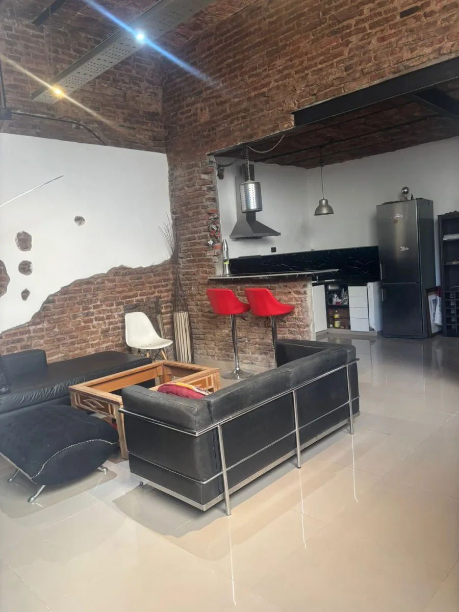 CASA EN PH EN VILLA URQUIZA AL FRENTE CON COCHERA foto 2