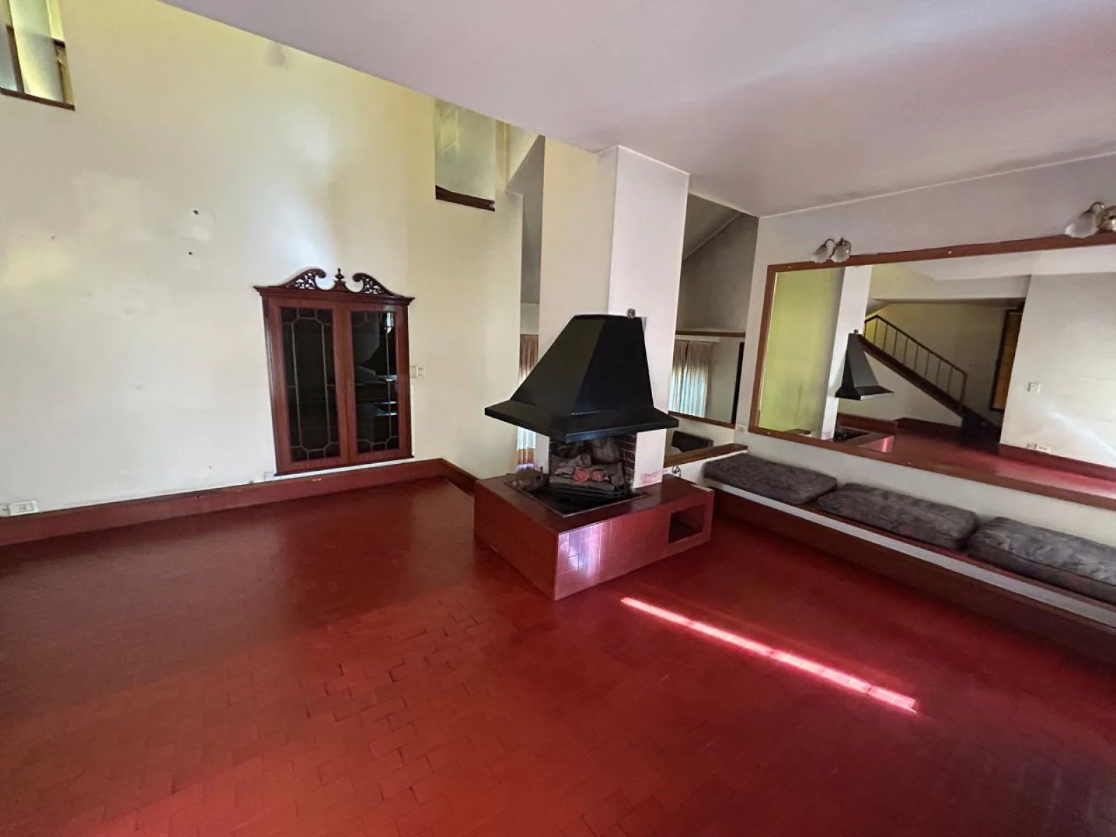 ALQUILER CASA BALBIN ESQ. ROQUE SAENZ PEÑA-APTA VIVIENDA O USO COMERCIAL foto 5