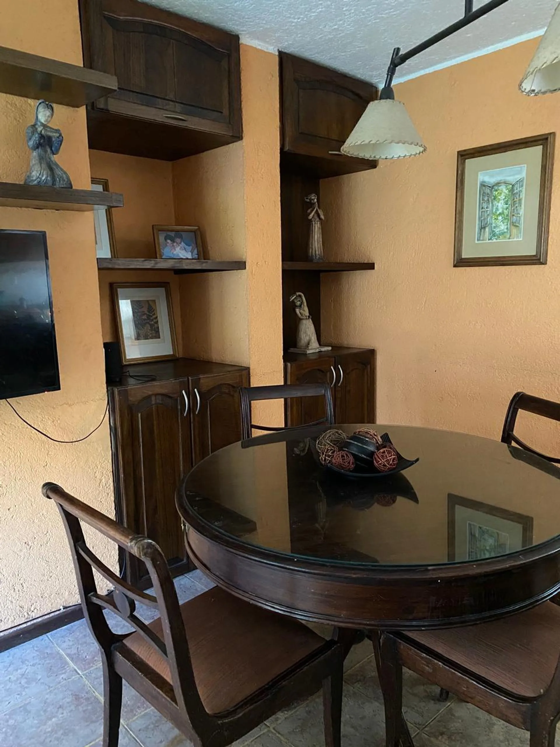 Casa familiar con excelente calidad constructiva" foto 4
