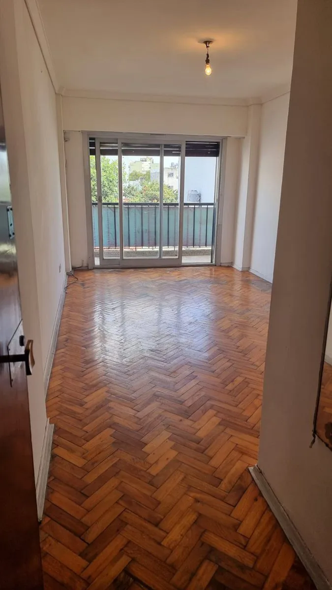 VENTA DTO -FLORES- 2 AMB. C/RENTA C/FTE.BALC-A/CRE foto 2