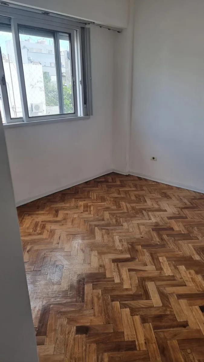 VENTA DTO -FLORES- 2 AMB. C/RENTA C/FTE.BALC-A/CRE foto 3