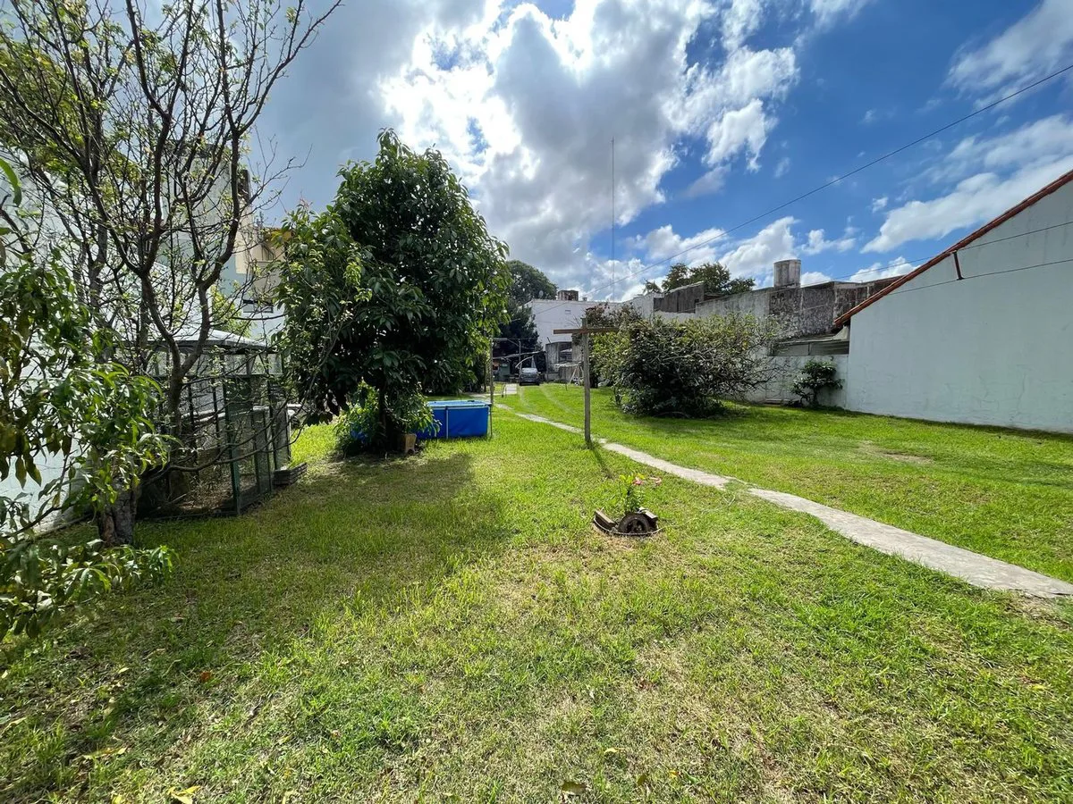 VENTA CASA 3 AMB LOTE PROPIO DE 850 M2 EN MARTINEZ foto 2
