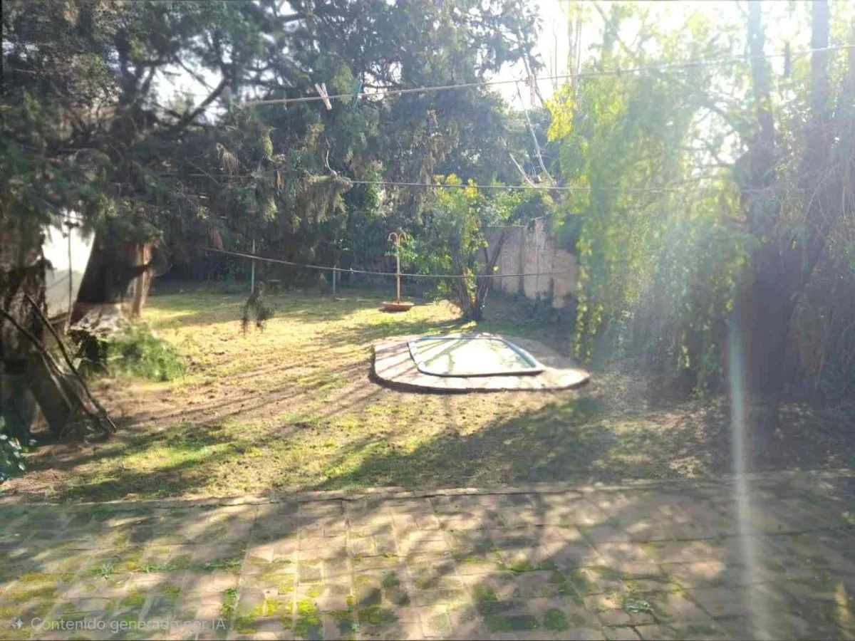 Venta Casa 5 Ambientes con Terreno libre foto 2
