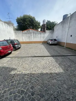 Venta de Cochera en Banfield. foto 4