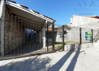 Chalet a 1cuadra de Av Yrigoyen y Av Antártida Argentina foto 2
