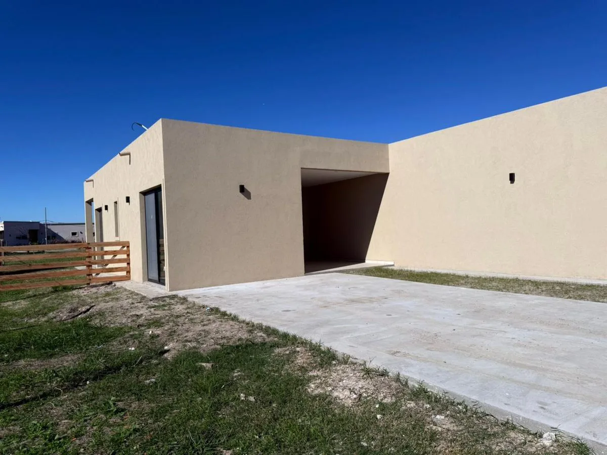 CASA EN VENTA EN EL ENSUEÑO MASCHWITZ C/PILETA foto 4