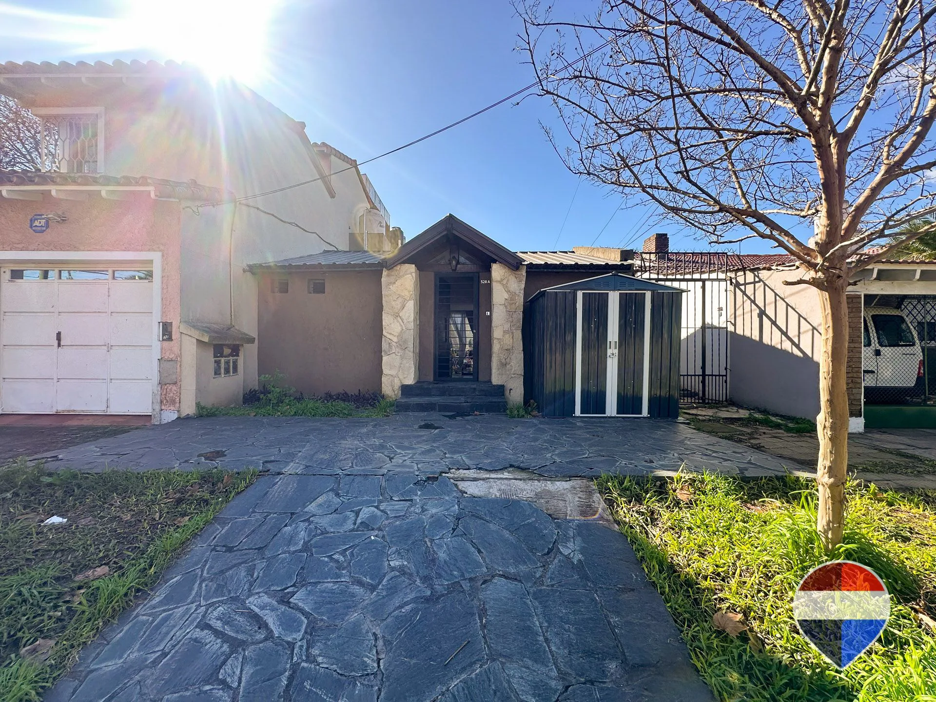 VENTA PH 3 AMBIENTES CON PATIO EN TEMPERLEY foto 3