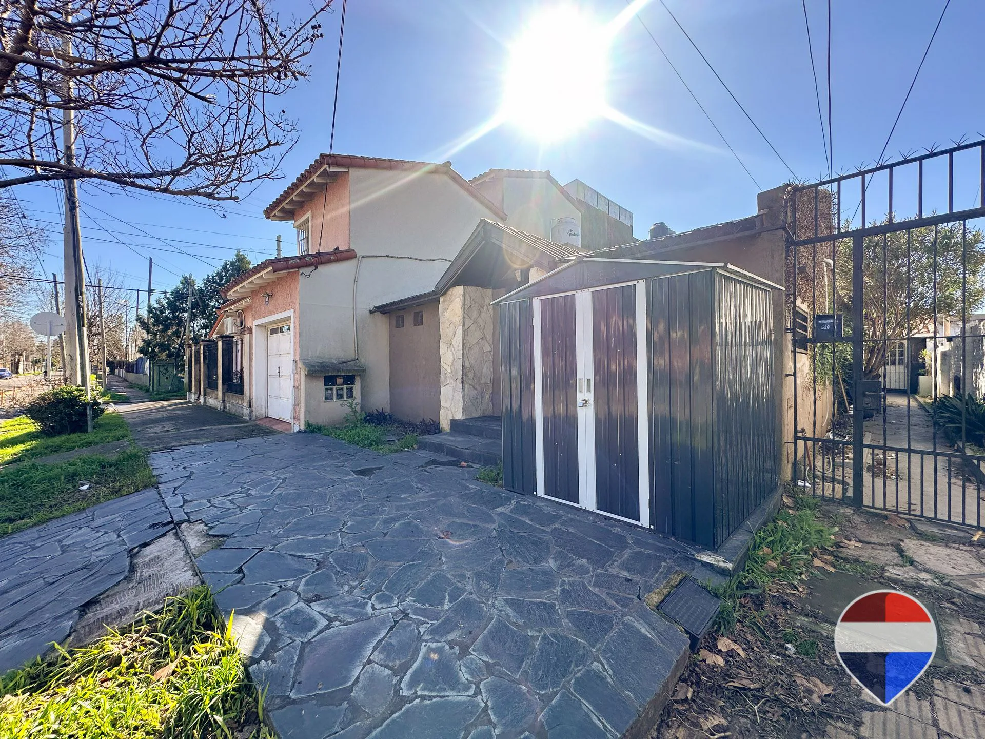 VENTA PH 3 AMBIENTES CON PATIO EN TEMPERLEY foto 4