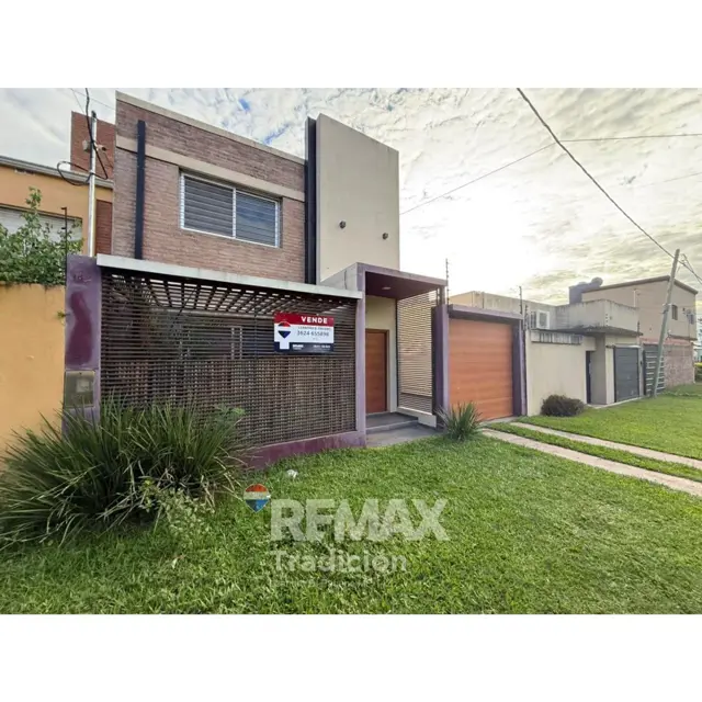 Casa de 3 ambientes en venta zona norte c/ pileta