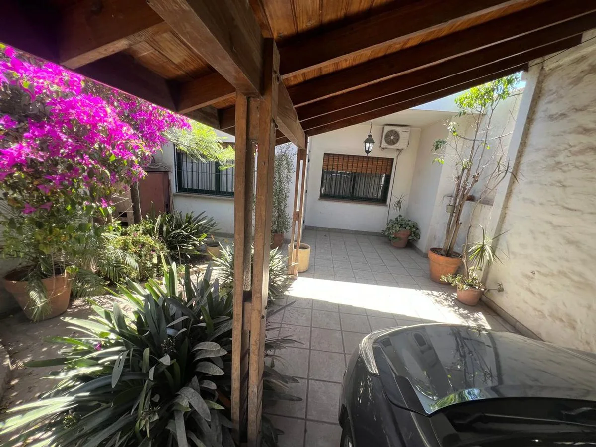 VENTA Casa4amb+Local-Patio Parrilla COCHERA MERLO foto 5