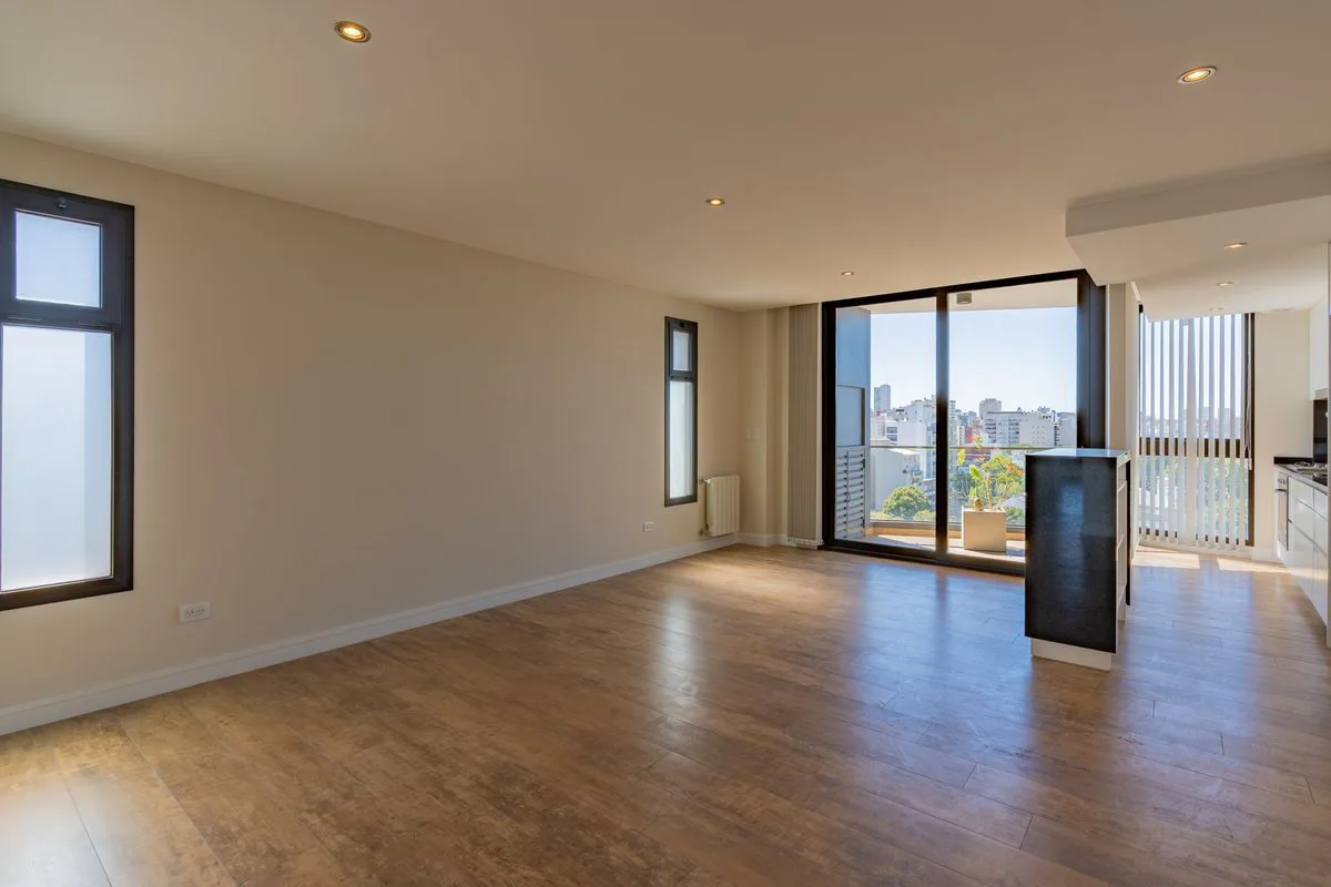 Venta Departamento 3 ambientes con cochera P MITRE
