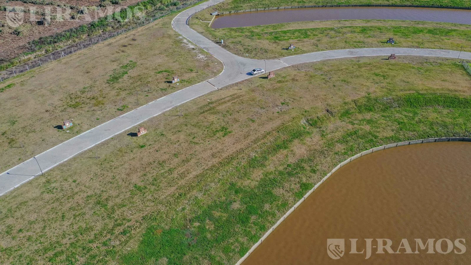 Lote al RÍO de 735 m2 en venta en Bahía Villanueva foto 5