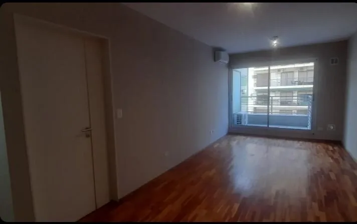Se vende un departamento monoambiente amplio, super luminoso - Belgrano foto 3