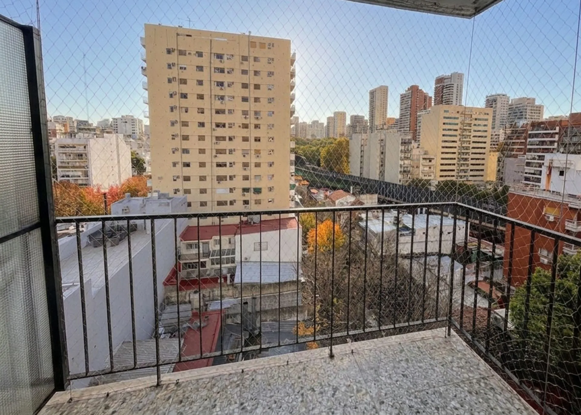 VENTA DEPTO 3 AMB BALCON AL FRENTE EN BELGRANO foto 5