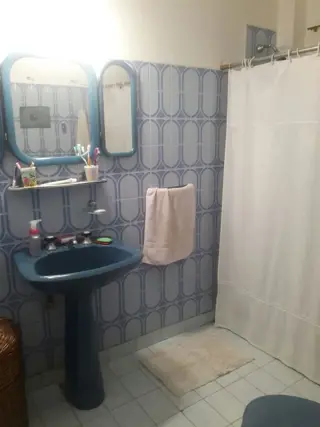 VENTA CASA DE CUATRO AMB. foto 5