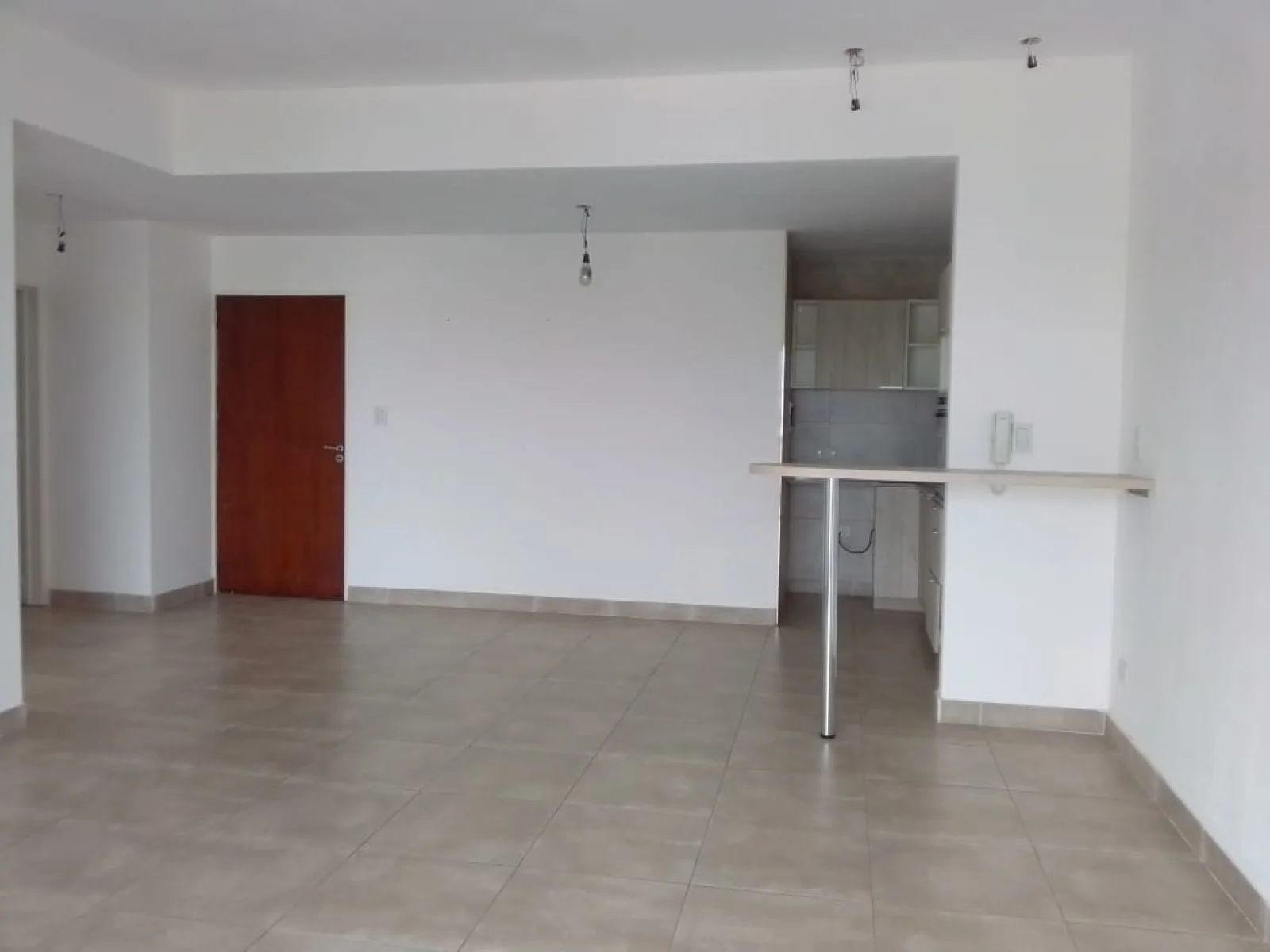 VENTA DE DEPARTAMENTO 2 AMBIENTES VILLA LURO foto 3