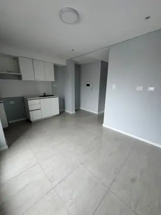 Se Vende Departamento de 1 Dormitorio a Estrenar en Centro Sur con Cochera - Ideal Inversión. foto 1