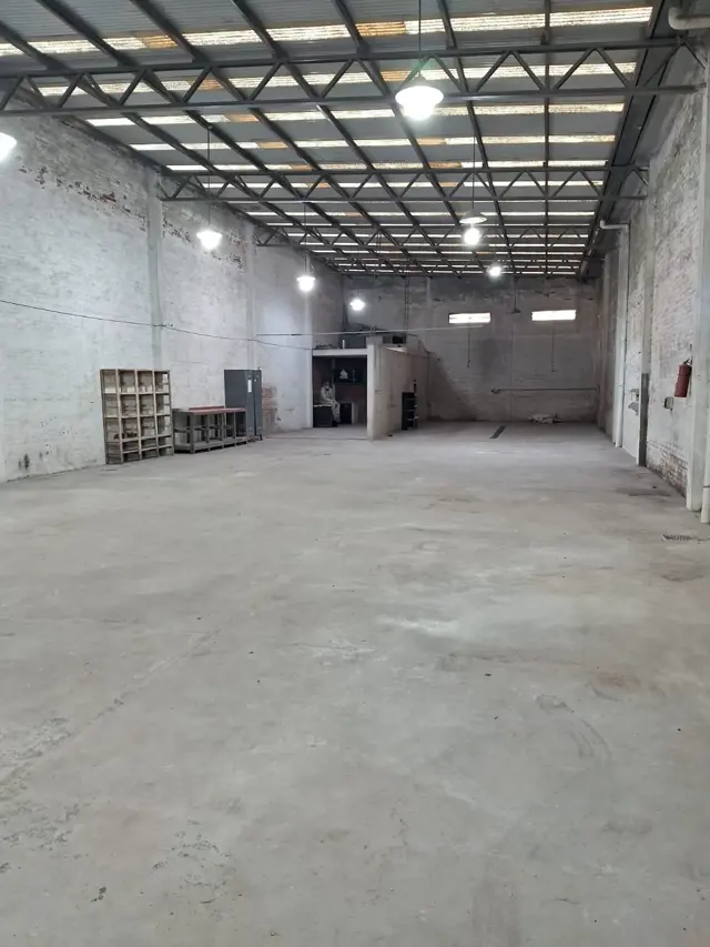 Galpón de 360m2 en zona estratégica para logística
