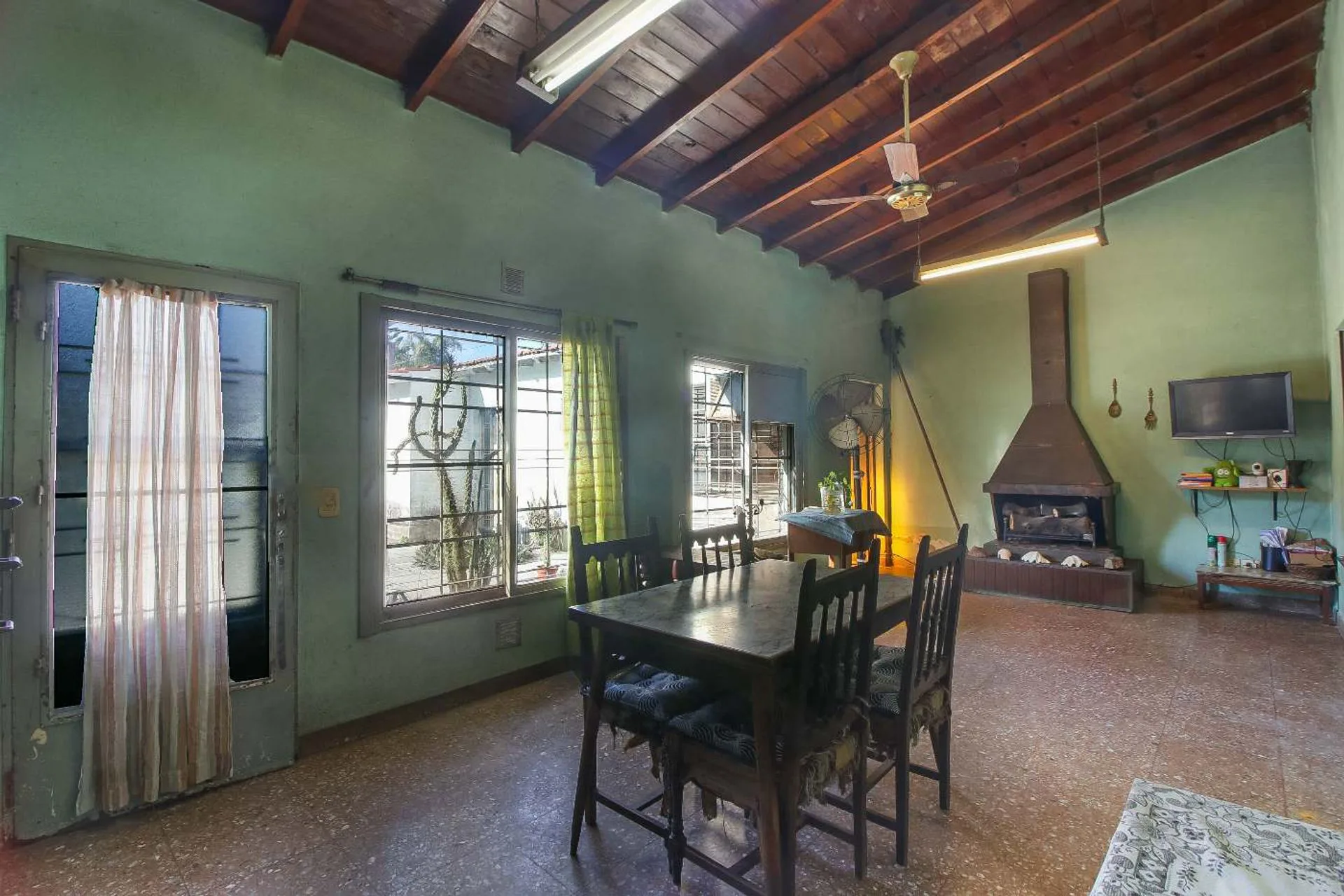 VENTA CASA 3 AMBIENTES A REFACCIONAR - Z. ADROGUE foto 5