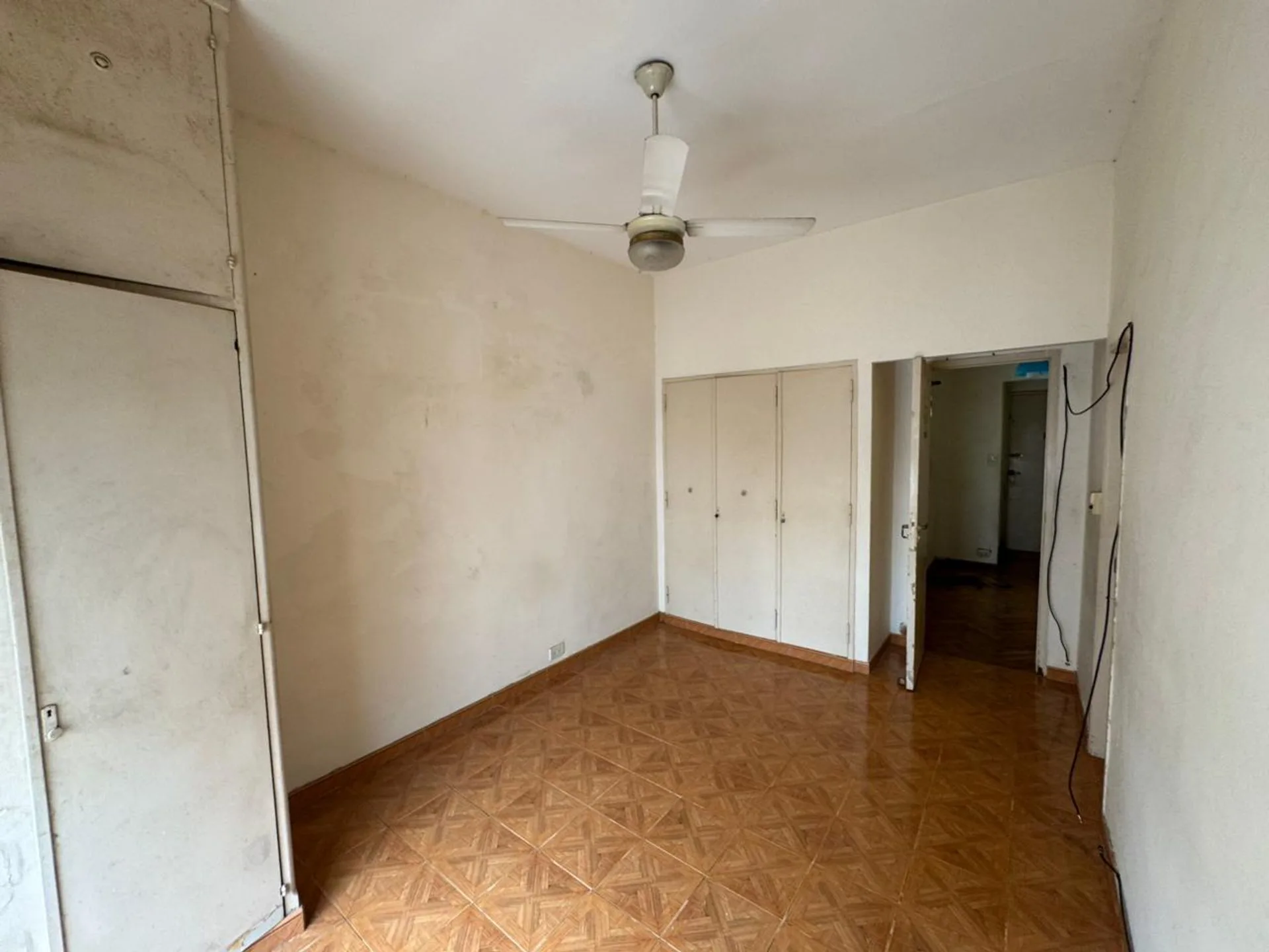 Departamento 1 y 1/2 amb. - Balcón - A refaccionar foto 3