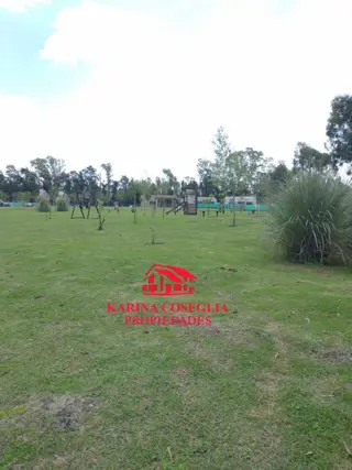 EXCELENTE TERRENO A LA PLAZA, SANTO TOMAS, PILAR foto 5