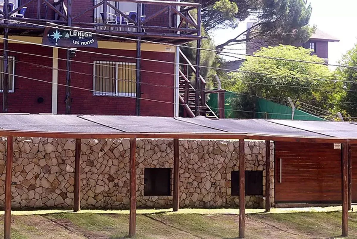 COMPLEJO EN VENTA EN VILLA GESELL foto 2
