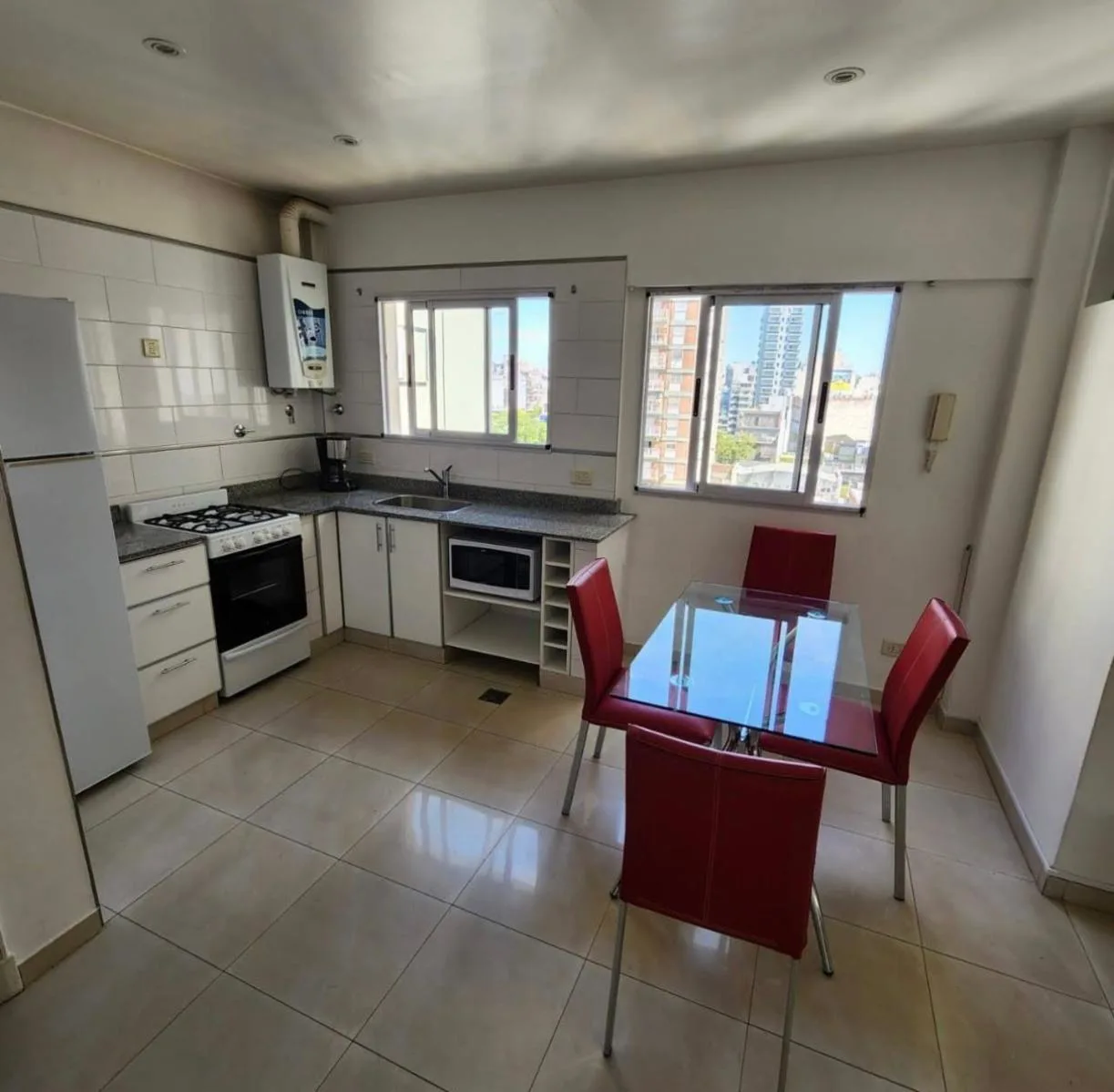 1-bedroom apartment in Palermo – photo 8 of 15