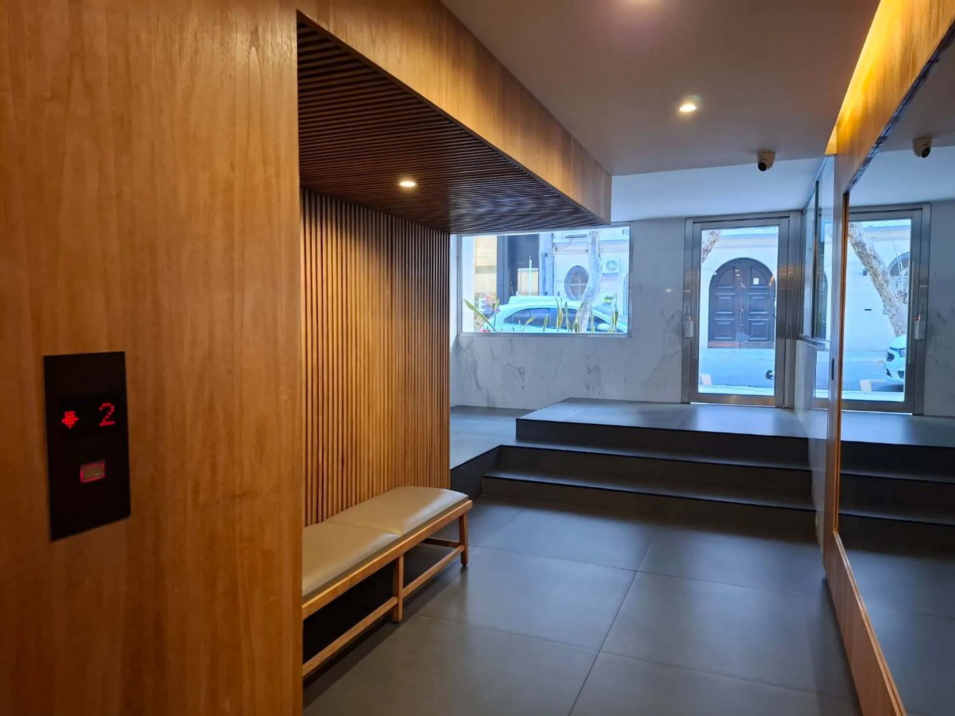 Venta excelente piso de 6 ambientes en Recoleta foto 5
