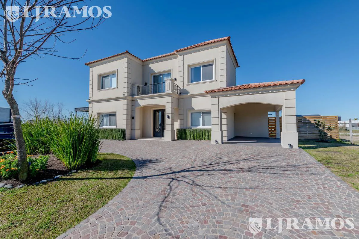 Casa de 4 dormitorios a la laguna con pileta en El Cantón Islas - PG foto 3