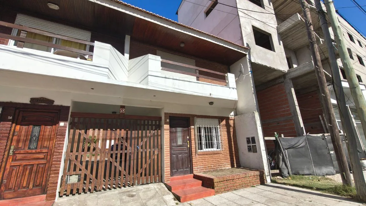 DEPARTAMENTO VENTA 3AMB COCHERA BALCON MAR DE AJO foto 2