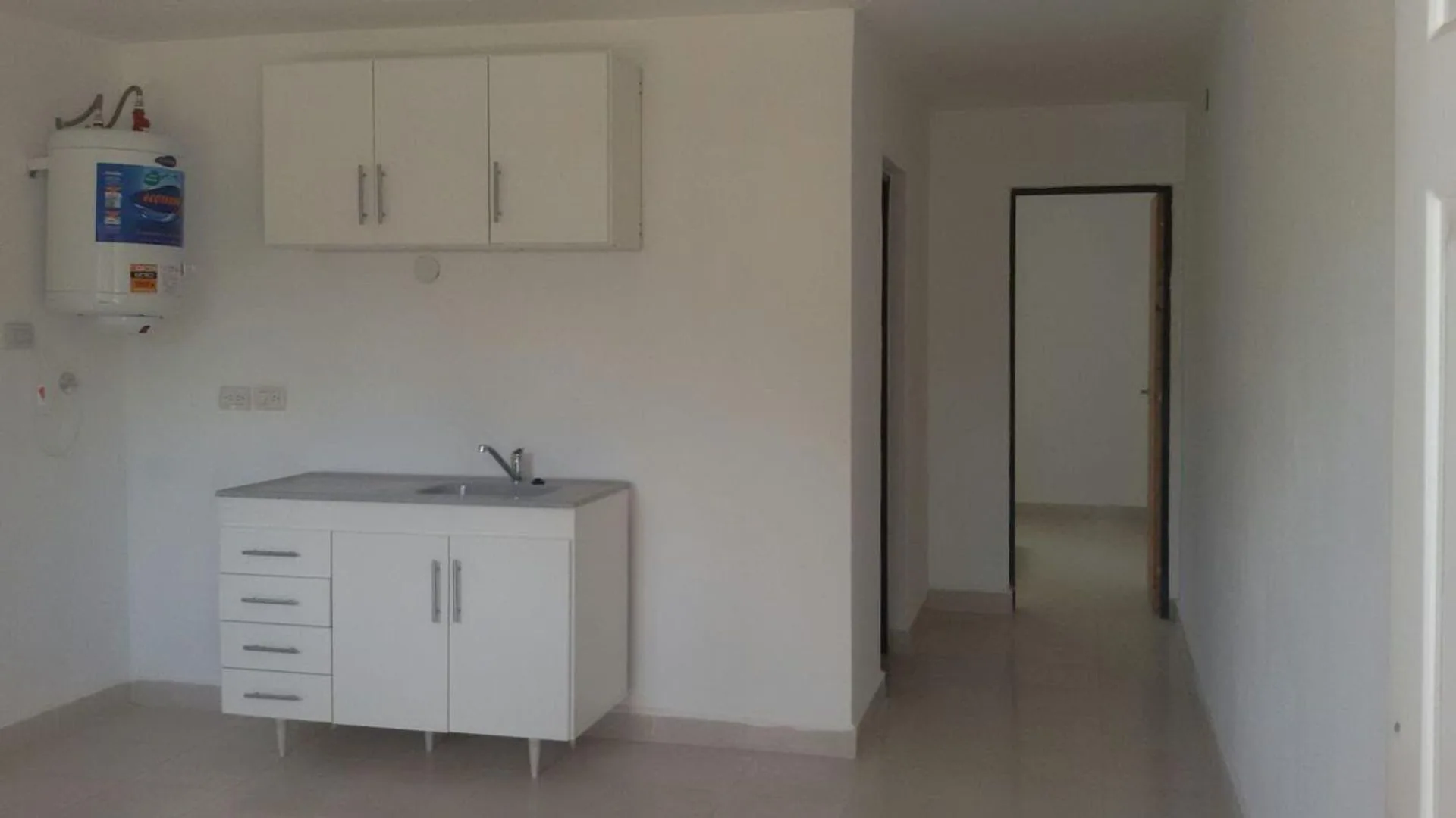 VENTA 11 DEPARTAMENTOS EN BLOQUE 1/2 AMBIENTES JCP foto 3