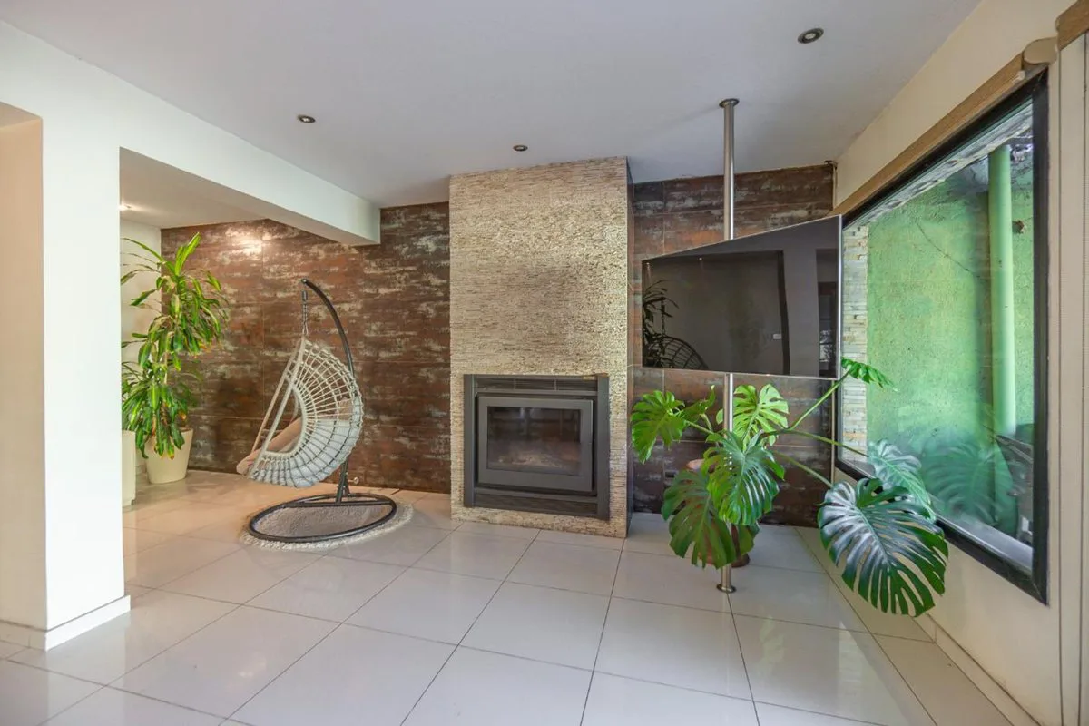 CASA EN VENTA CORTE ANTIGUO CENTRO LOMAS DE ZAMORA foto 3