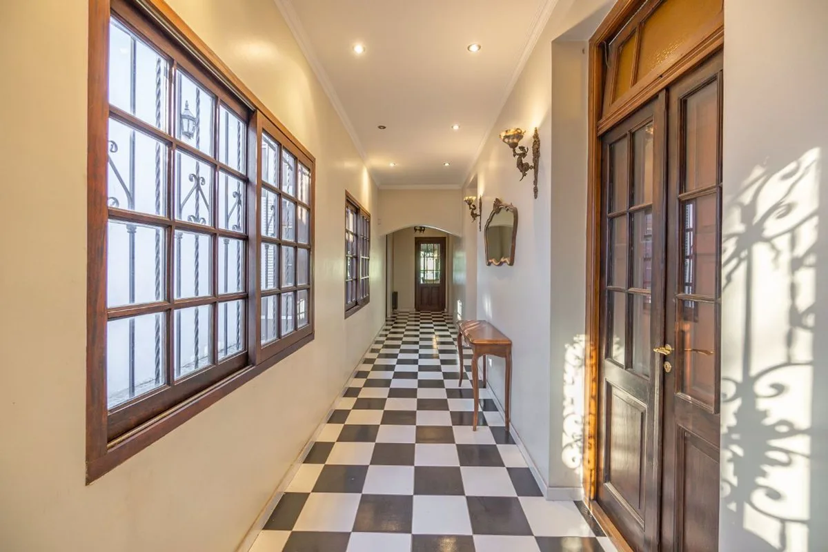 CASA EN VENTA CORTE ANTIGUO CENTRO LOMAS DE ZAMORA foto 4