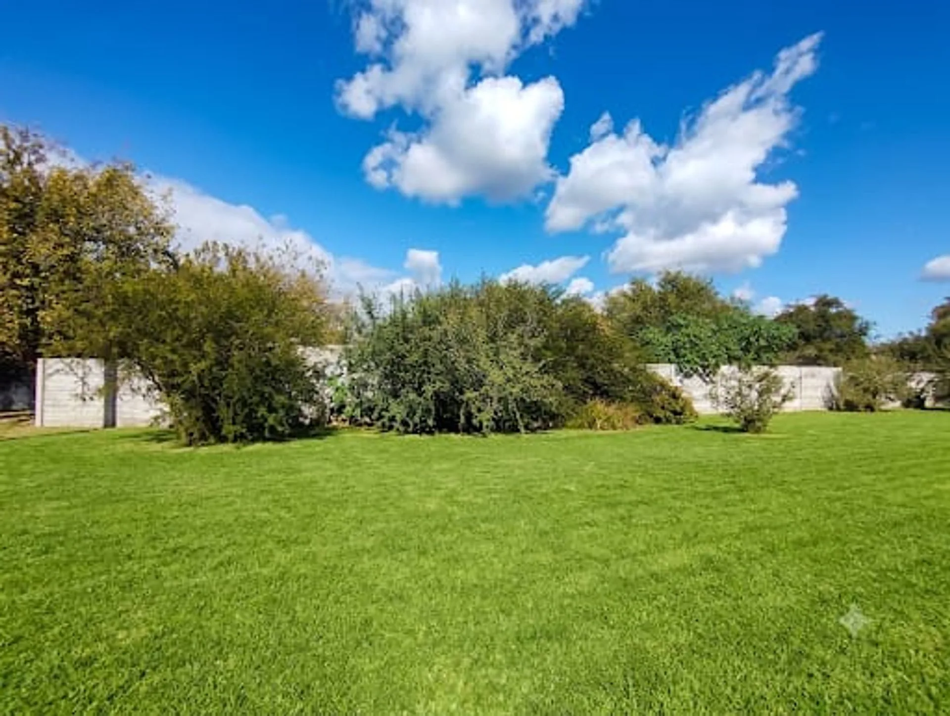 SE VENDEN 2 TERRENOS EN SUMALAO C/PROYECTO DÚPLEX foto 5