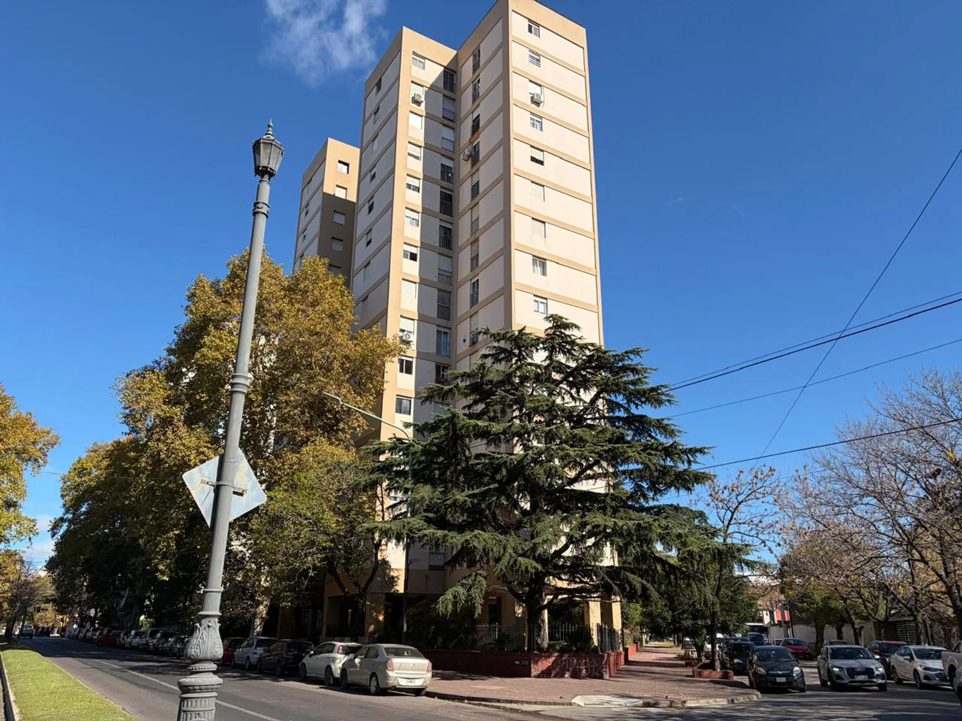 Departamento 2 dormitorios en venta en La Plata foto 2