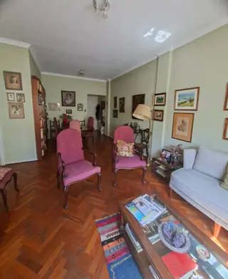 RECOLETA - LARREA 1300 - SEÑORIAL 4 AMB CON DEP. MUY LUMINOSO - 90m2 - U$S190.000 foto 4