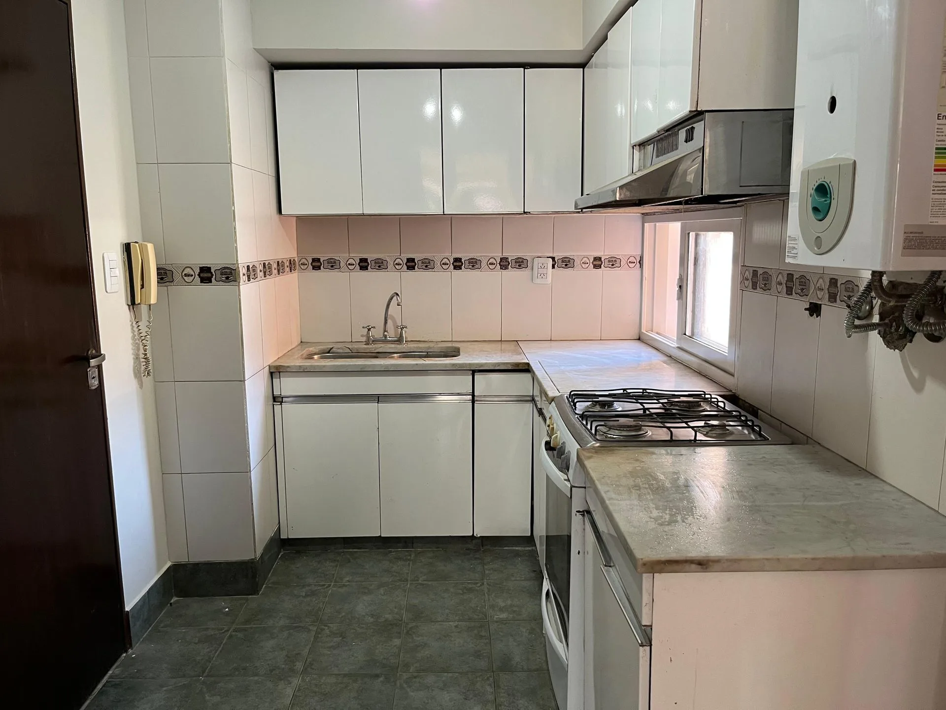 VENTA DPTO 3 DORM C/COCHERA-AMENITIS EN BARRIO SUR foto 4