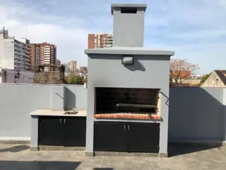 Ph de 3 ambientes en Martinez sobre Av. Santa Fe foto 2