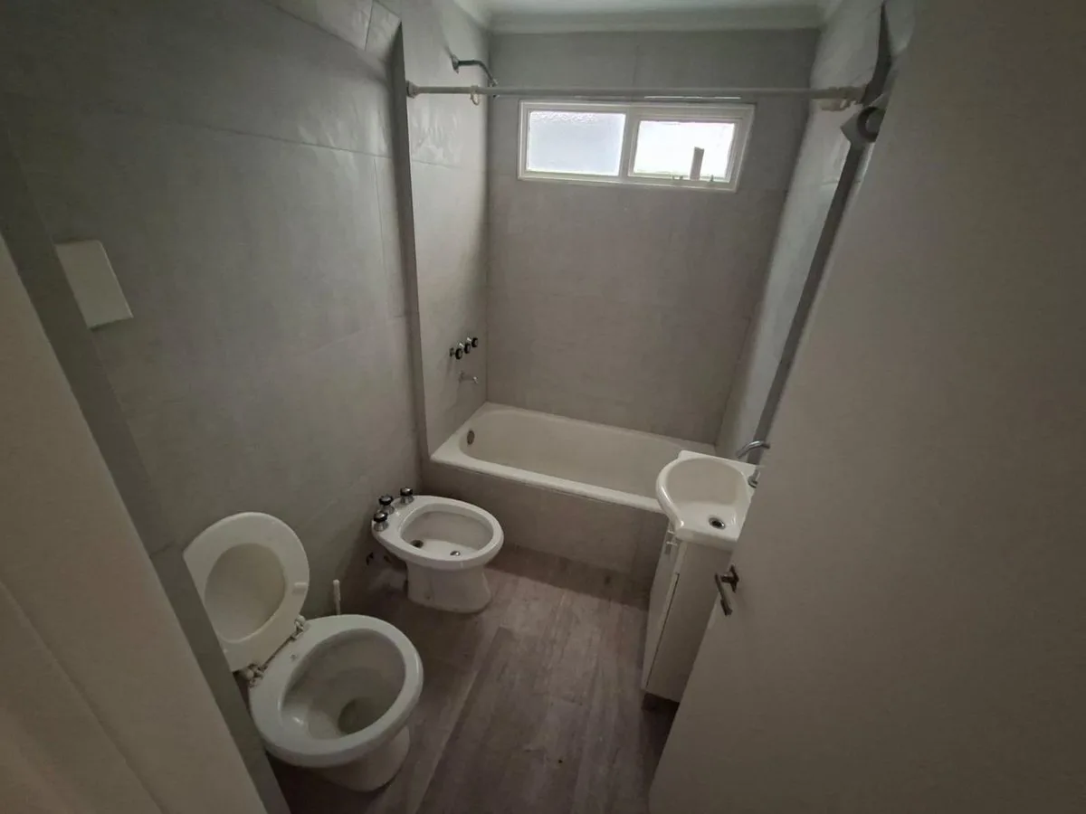 VENTA DEPARTAMENTO 1/2AMBIENTES C/BALCON C/RENTA!! foto 5