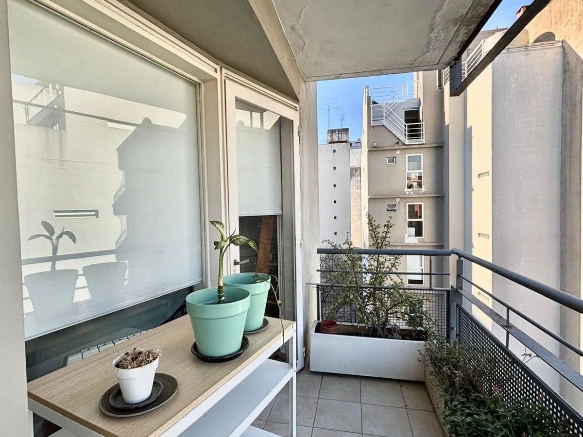 ALQUILER DPTO 2 AMB CAÑITAS PALERMO COCHERA BALCON foto 4