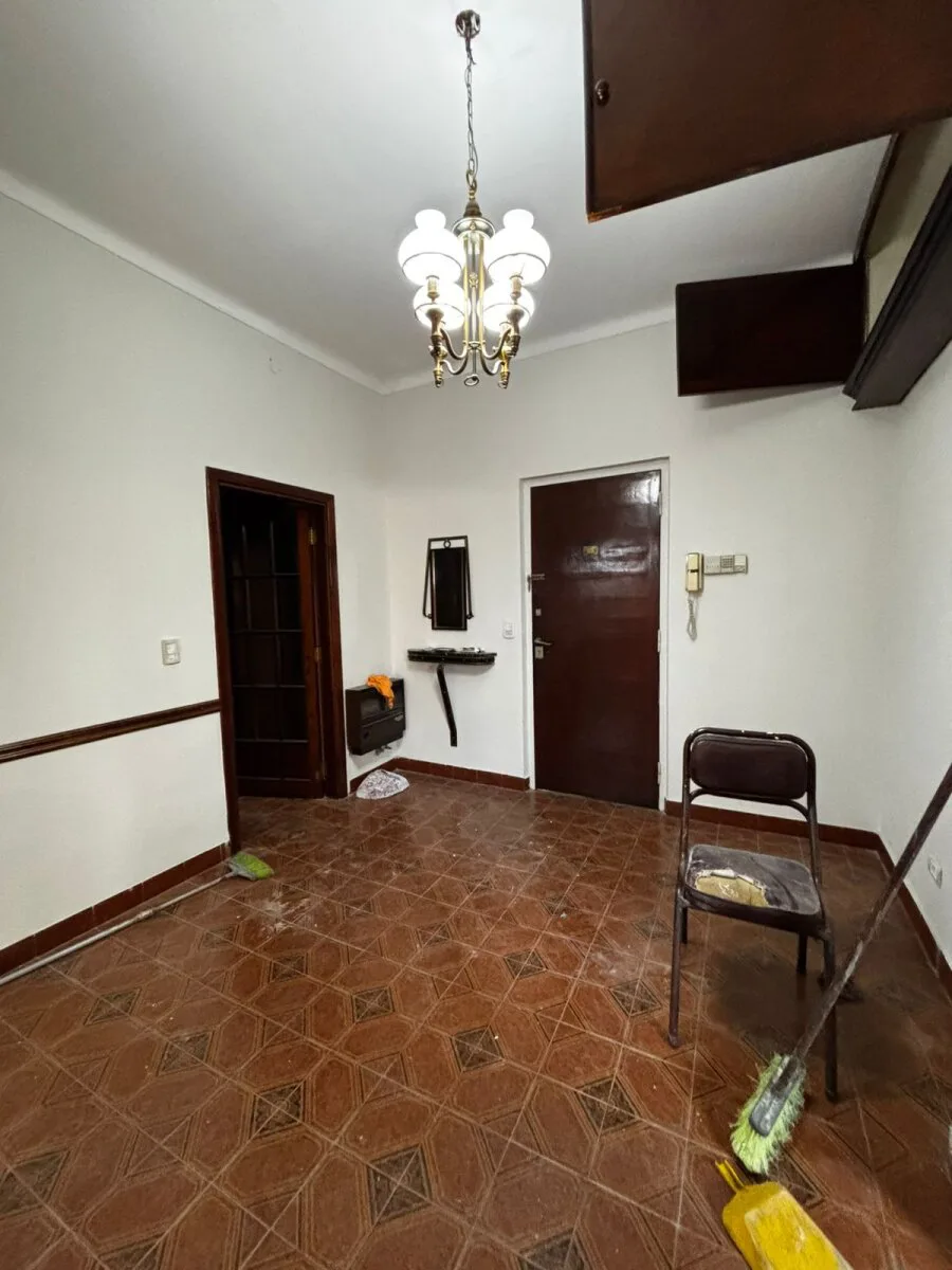Oficina con 3 privados en el centro de Morón foto 2