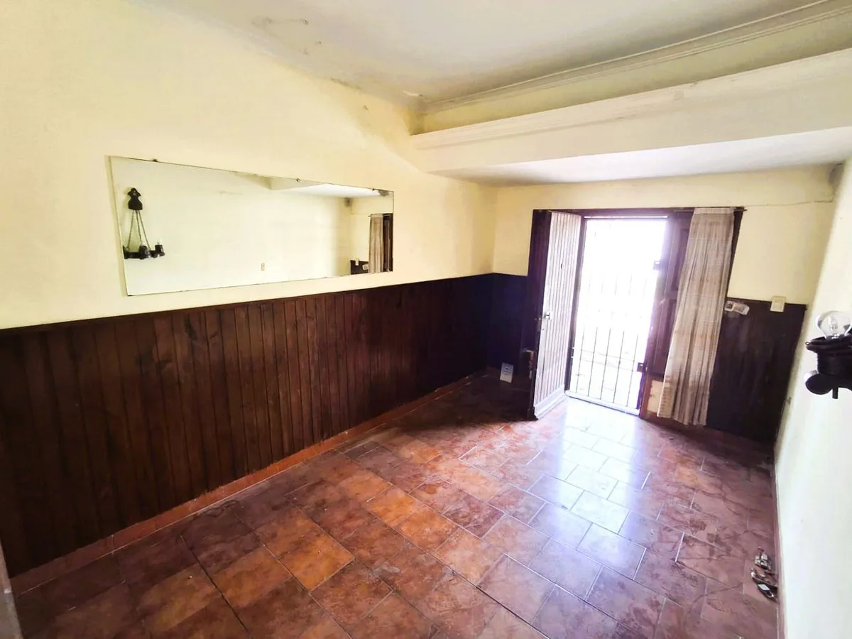 VENTA CASA 3 AMB  + 2 LOCALES EN BLOK  F. SANCHEZ foto 4