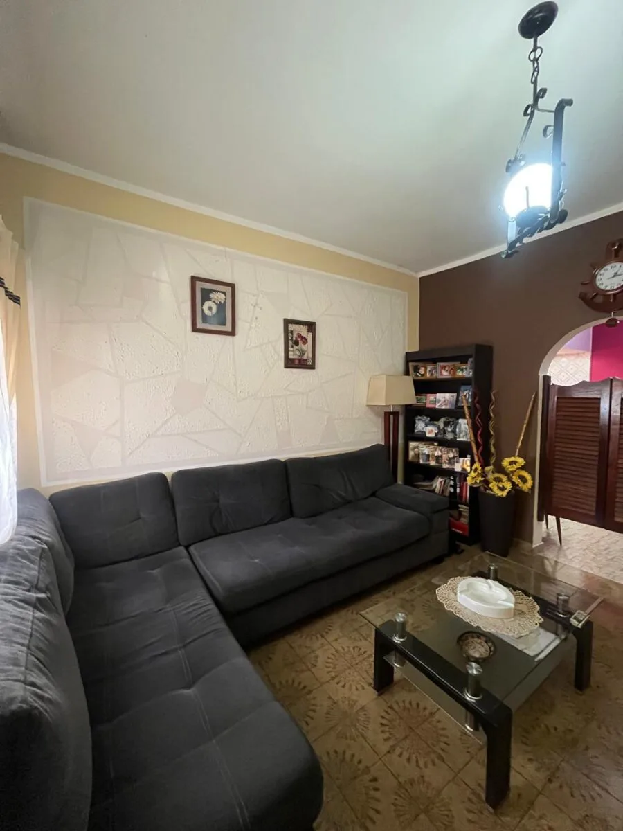 HERMOSA CASA EN VENTA FLORENCIO VARELA foto 3