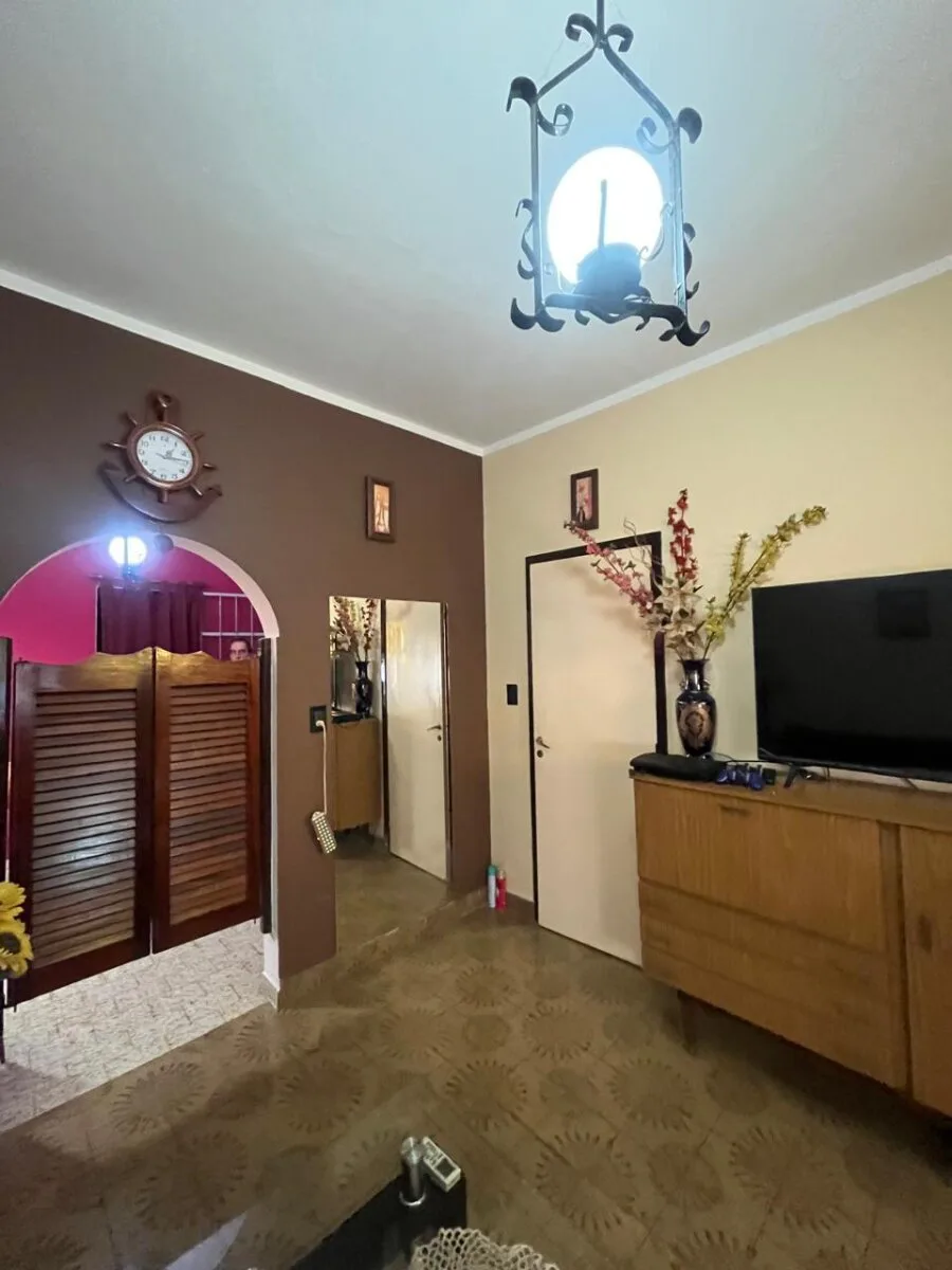 HERMOSA CASA EN VENTA FLORENCIO VARELA foto 4